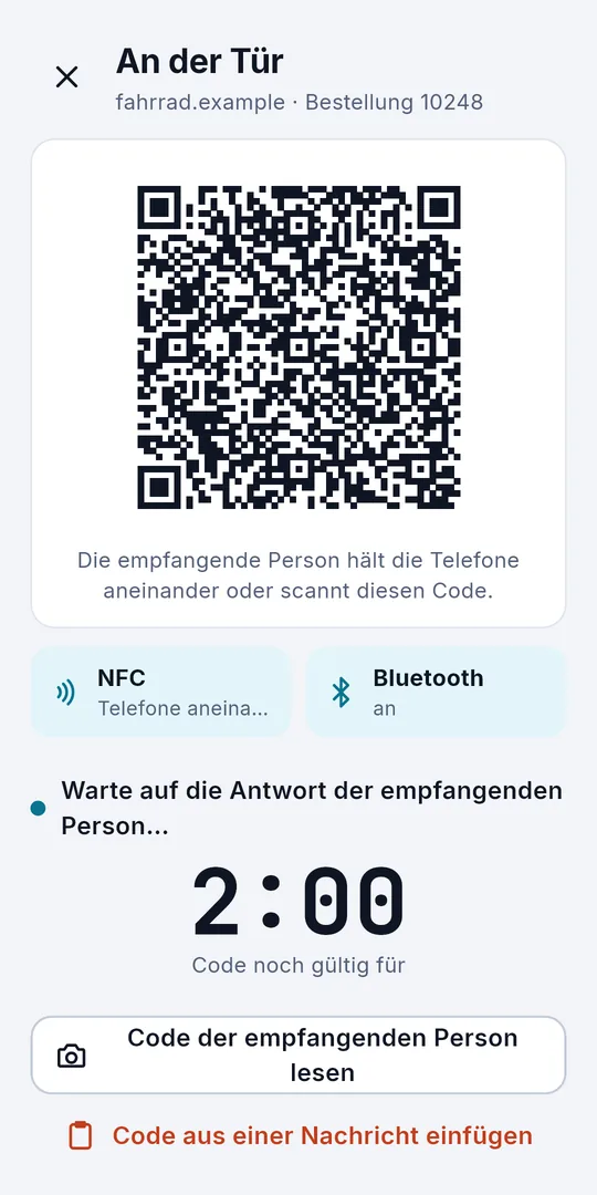 Sigelith Courier an der Tür: die Sitzung als QR-Code, mit eingeschaltetem NFC und Bluetooth
