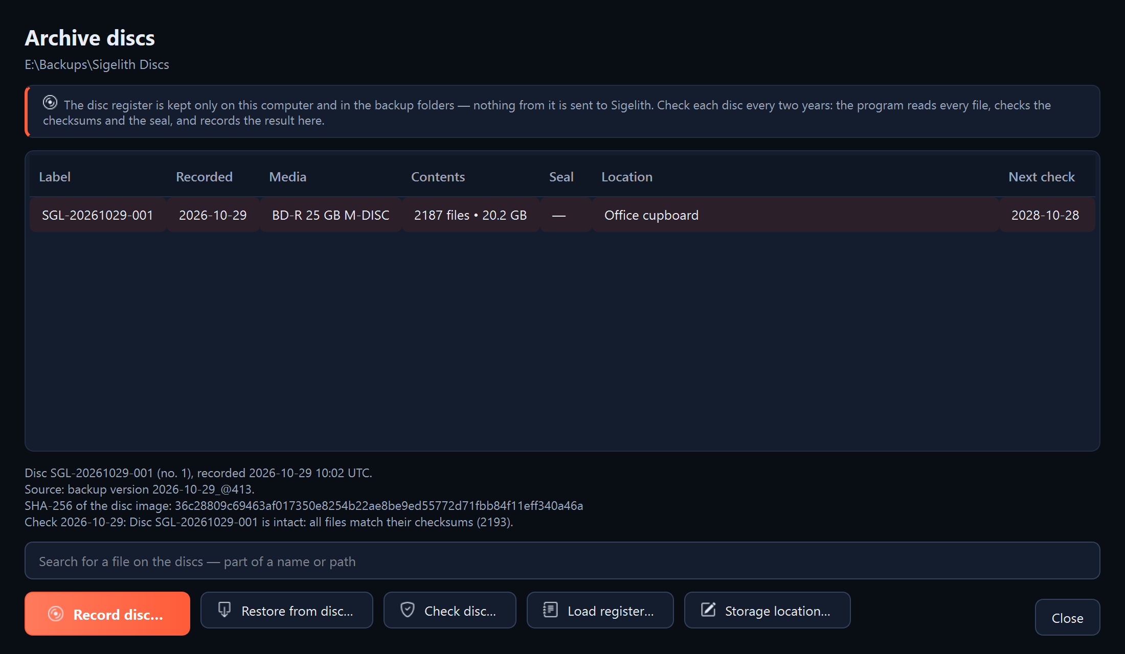 The “Archive discs” window with the recorded disc